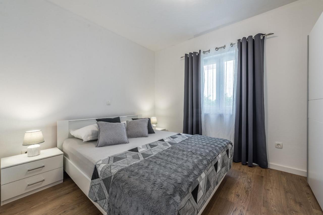 Willa Bajlo With Three Bedrooms Zadar